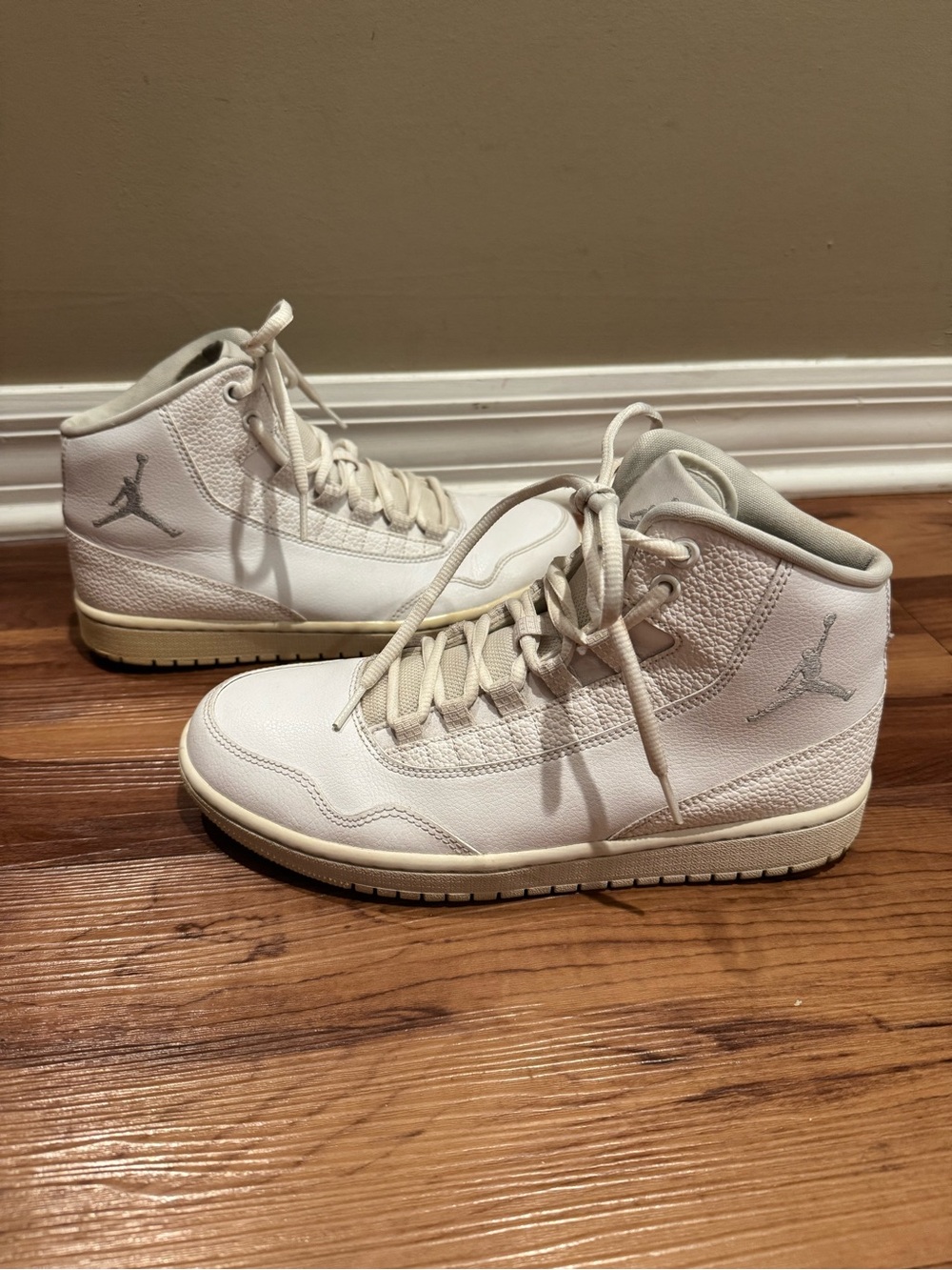 Jordan High-Top Sneakers in White